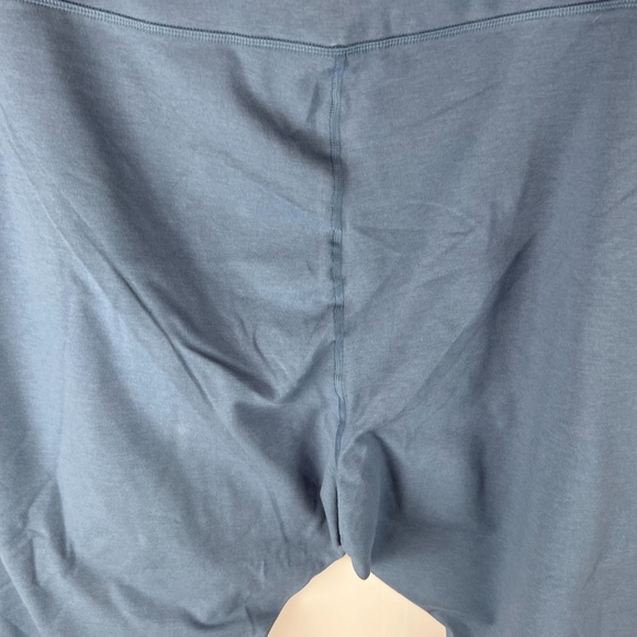 NWT: old navy Extra High-Waisted PowerChill Hidden-Pocket 7/8-Length Leggings 4X - Picture 11 of 16